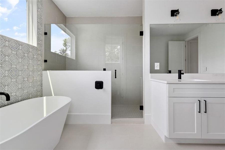 Furnished interior view inside a new home in , Winter Park (Image 6).