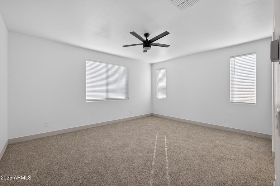 17_6x7a8282 17_6x7a8282