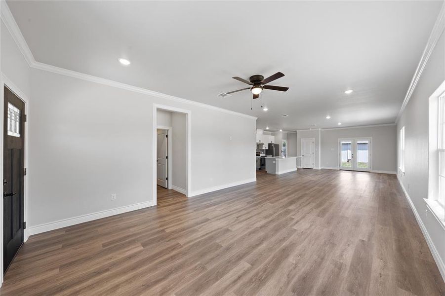 Spacious, unfurnished interior of a new home in , Kosse (Image 27). Spacious, unfurnished interior of a new home in , Kosse (Image 27).