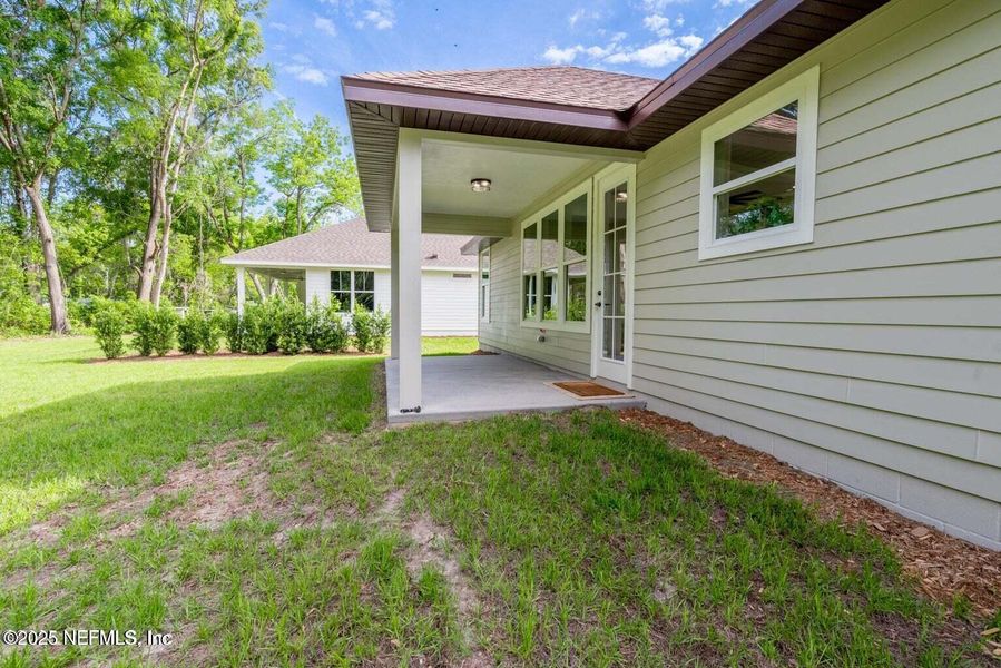 Exterior details and patio area of a home in , Starke (Image 24).