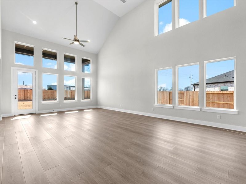 Spacious, unfurnished interior of a new home in Pecan Ridge, Fulshear (Image 11).