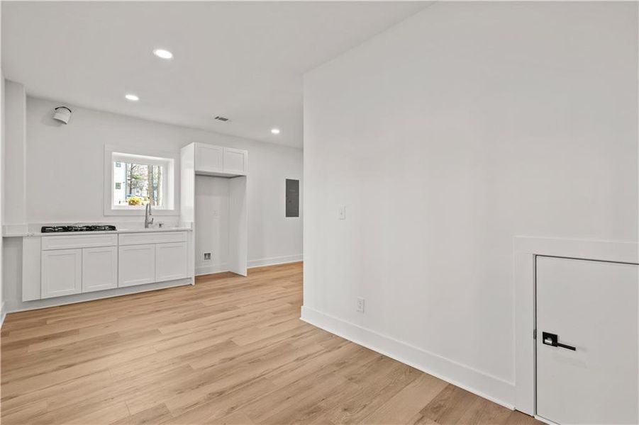 Spacious, unfurnished interior of a new home in , Villa Rica (Image 52).