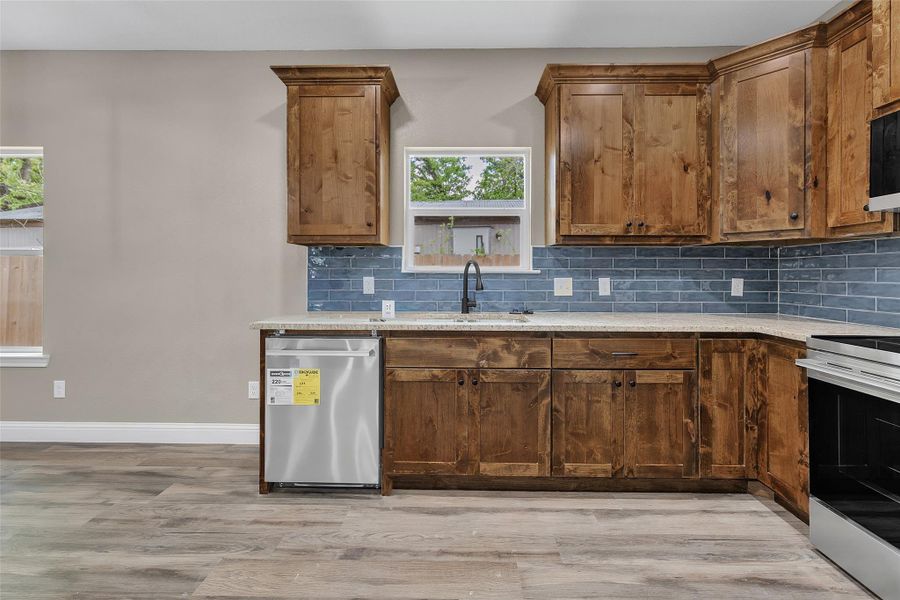 Furnished interior view inside a new home in , Navasota (Image 5).