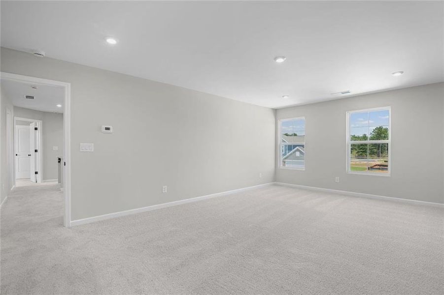 Spacious, unfurnished interior of a new home in Three Rivers, Rome (Image 31). Spacious, unfurnished interior of a new home in Three Rivers, Rome (Image 31).