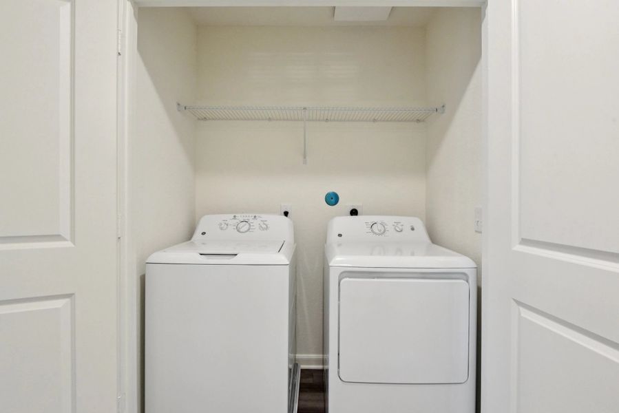 Representative interior finishes for a home built from the Compass by Starlight Homes in The Wilder, Adkins (Image 15).