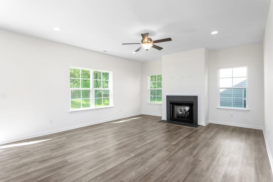 Spacious, unfurnished interior of a new home in Avondale, Greensboro (Image 27). Spacious, unfurnished interior of a new home in Avondale, Greensboro (Image 27).
