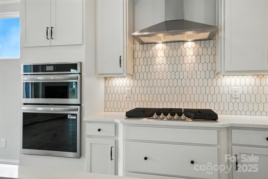 Furnished interior view inside a new home in Summerlin, Mooresville (Image 11).