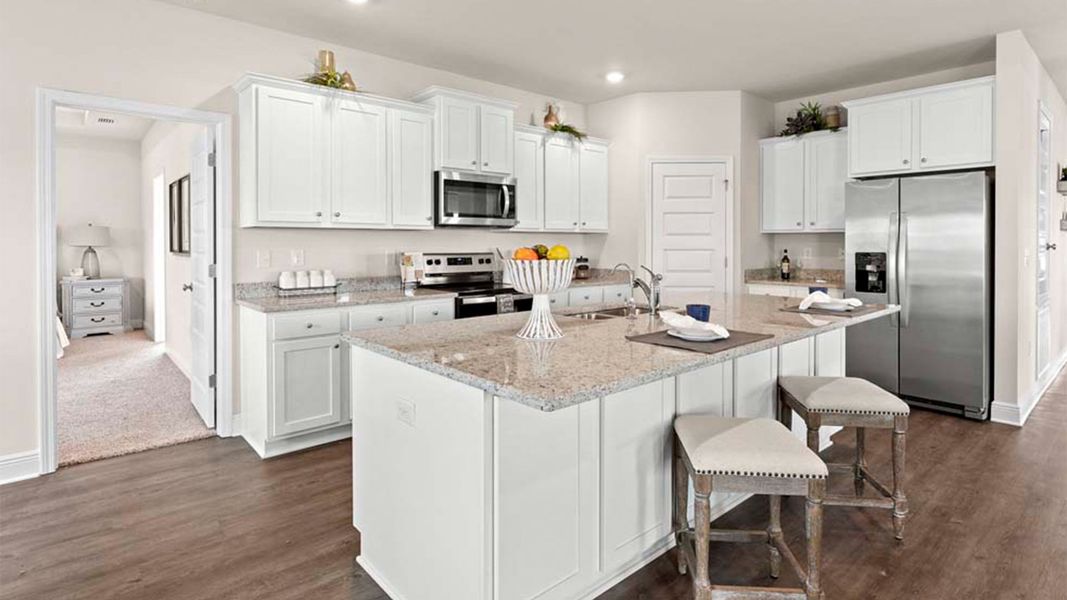 Furnished interior view inside a new home in Liberty, Panama City (Image 16).