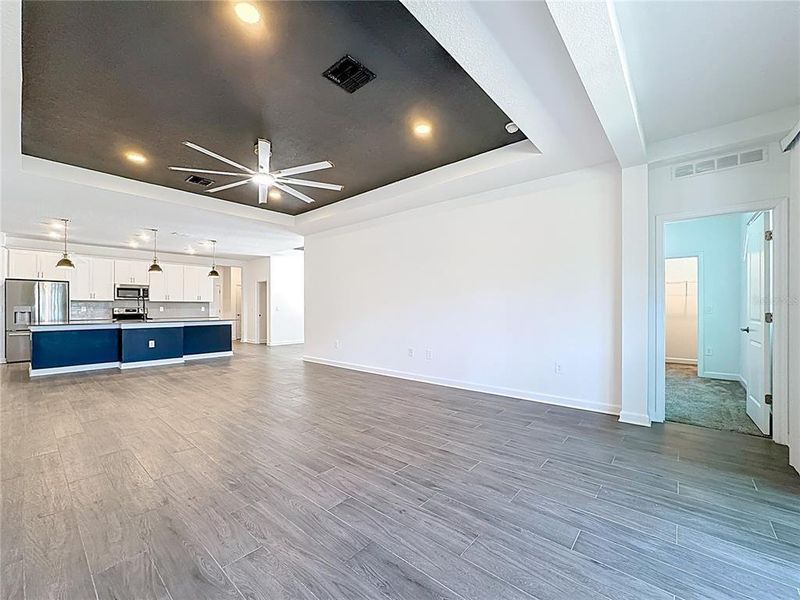 Spacious, unfurnished interior of a new home in Bridgewalk, St. Cloud (Image 43).