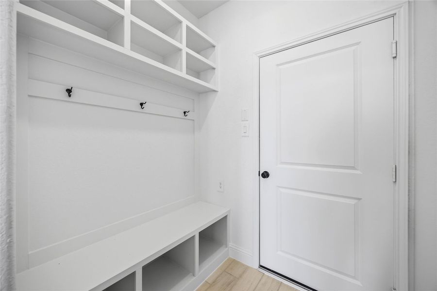 Image 40 of a home in Sienna.