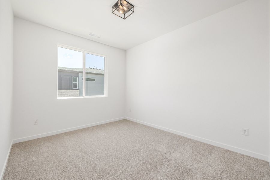 Spacious, unfurnished interior of a new home in Painted Prairie, Aurora (Image 23).