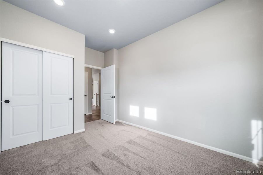 Spacious, unfurnished interior of a new home in , Aurora (Image 28).