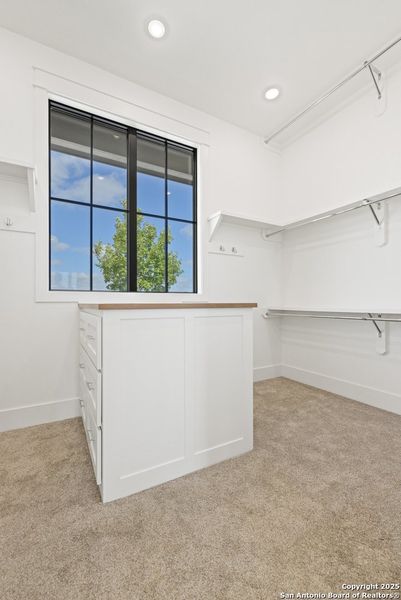 Spacious, unfurnished interior of a new home in , Fredericksburg (Image 40). Spacious, unfurnished interior of a new home in , Fredericksburg (Image 40).