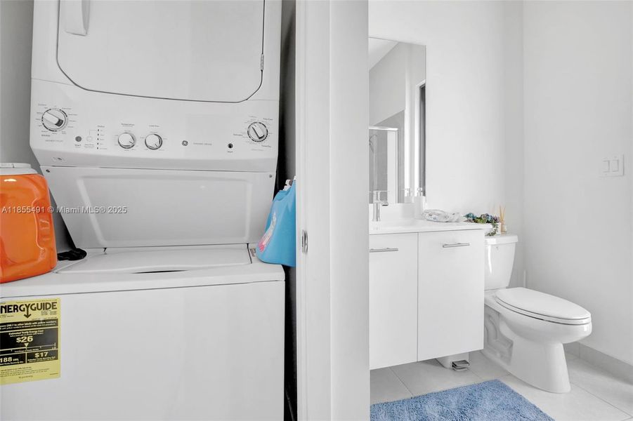 Furnished interior view inside a new home in , Miramar (Image 7).