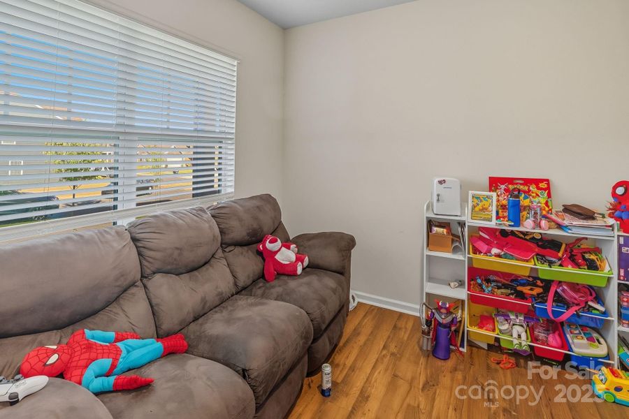 Image 29 of a home in Calvin Creek.