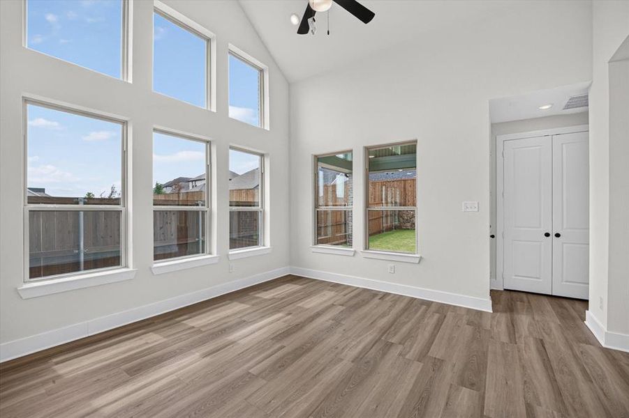 Spacious, unfurnished interior of a new home in Heritage Ranch, Sherman (Image 23). Spacious, unfurnished interior of a new home in Heritage Ranch, Sherman (Image 23).