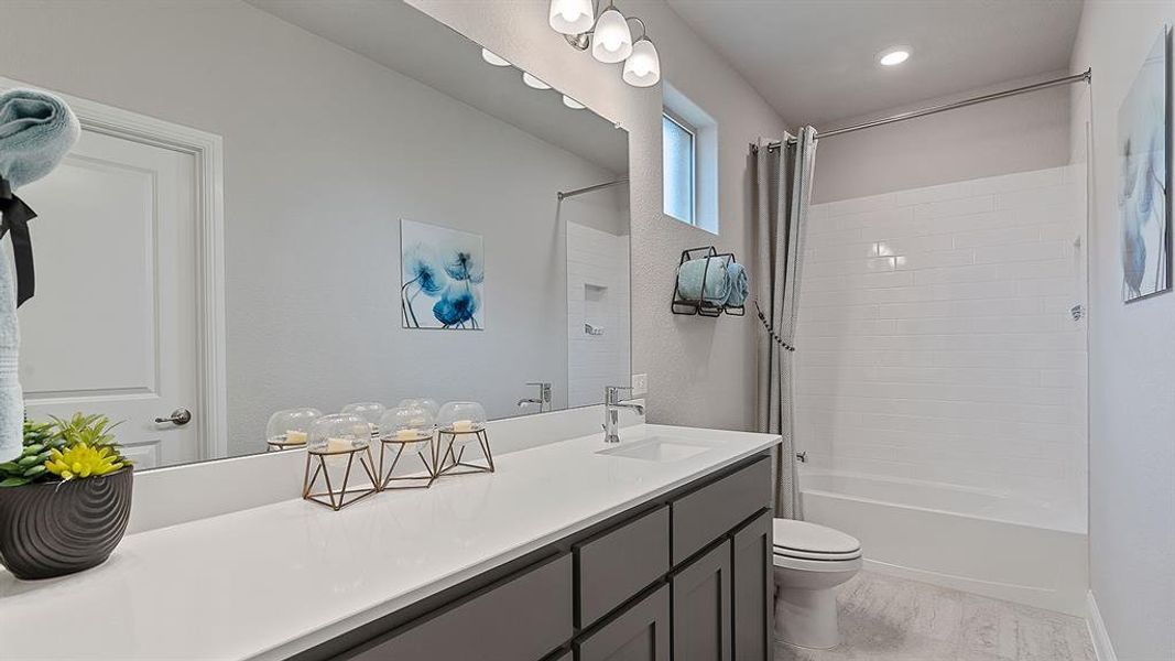 Furnished interior view inside a new home in Lakeview Pointe, Grand Prairie (Image 23).