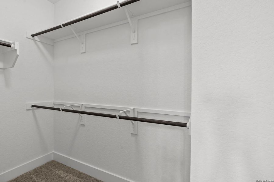 Spacious, unfurnished interior of a new home in Bison Ridge, San Antonio (Image 18).