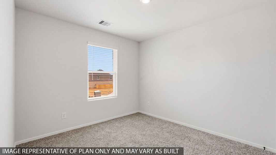 Spacious, unfurnished interior of a new home in Cypress Green, Tomball (Image 18).