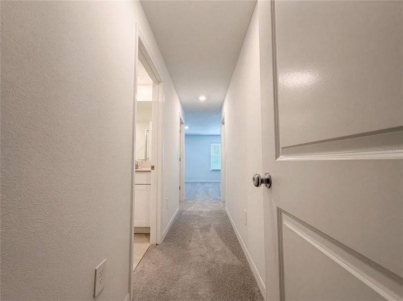 Spacious, unfurnished interior of a new home in , Parrish (Image 22).