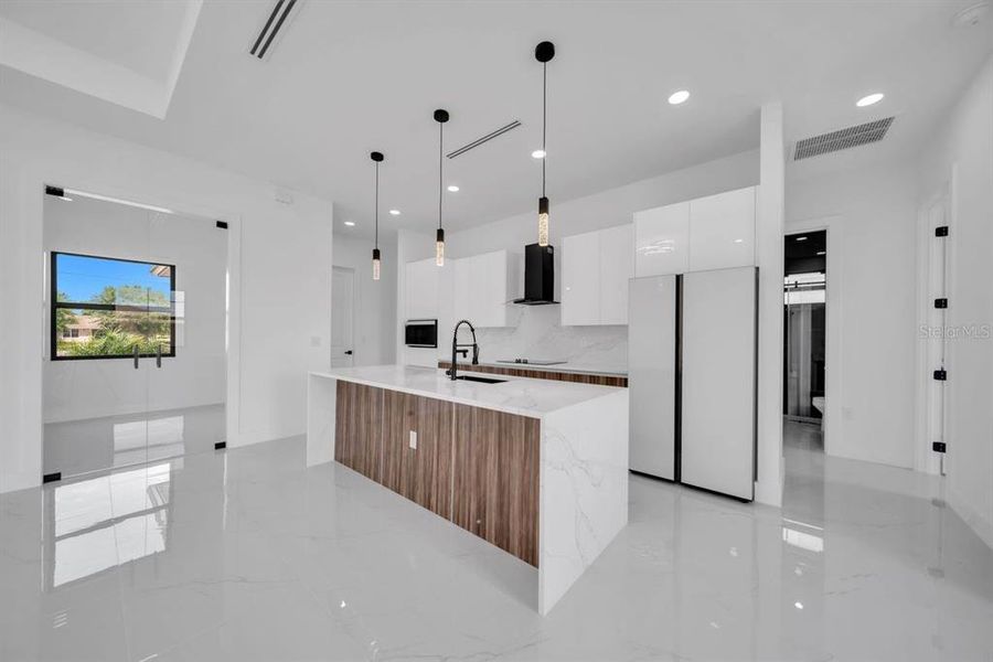 Furnished interior view inside a new home in , Lehigh Acres (Image 5).