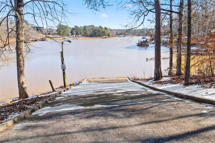 Natural landscape and outdoor views near  in Gainesville (Image 51).