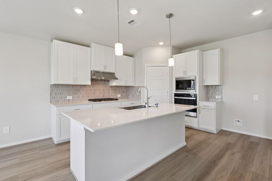 Photos are not of the actual home, but are photos of the builder home with same floorplan Photos are not of the actual home, but are photos of the builder home with same floorplan