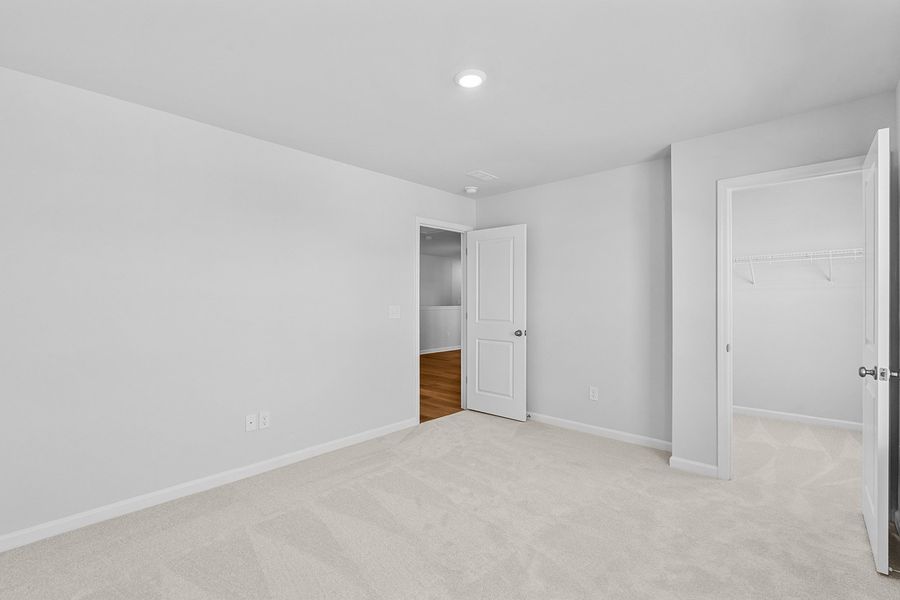 Spacious, unfurnished interior of a new home in Fieldstone, Lexington (Image 39). Spacious, unfurnished interior of a new home in Fieldstone, Lexington (Image 39).
