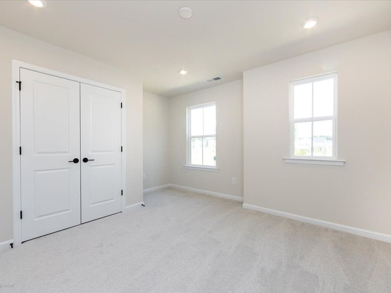 Spacious, unfurnished interior of a new home in Alton Creek, Mint Hill (Image 26).