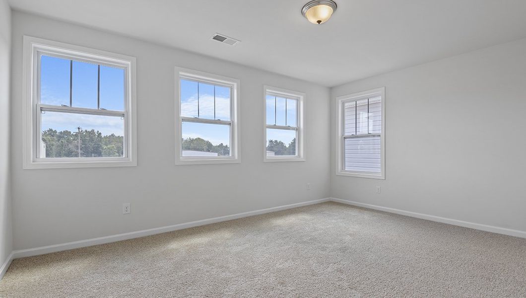 Spacious, unfurnished interior of a new home in Pleasant Grove, Weaverville (Image 18).