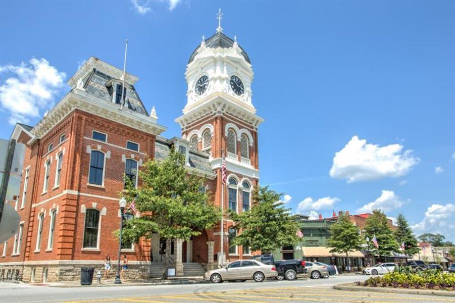 Image 44 of a home in Pinegate.