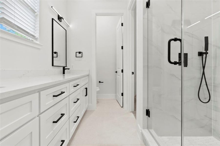 Furnished interior view inside a new home in , West Tawakoni (Image 9).