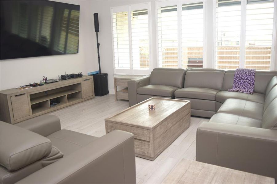 Furnished interior view inside a new home in , Hickory Creek (Image 5).