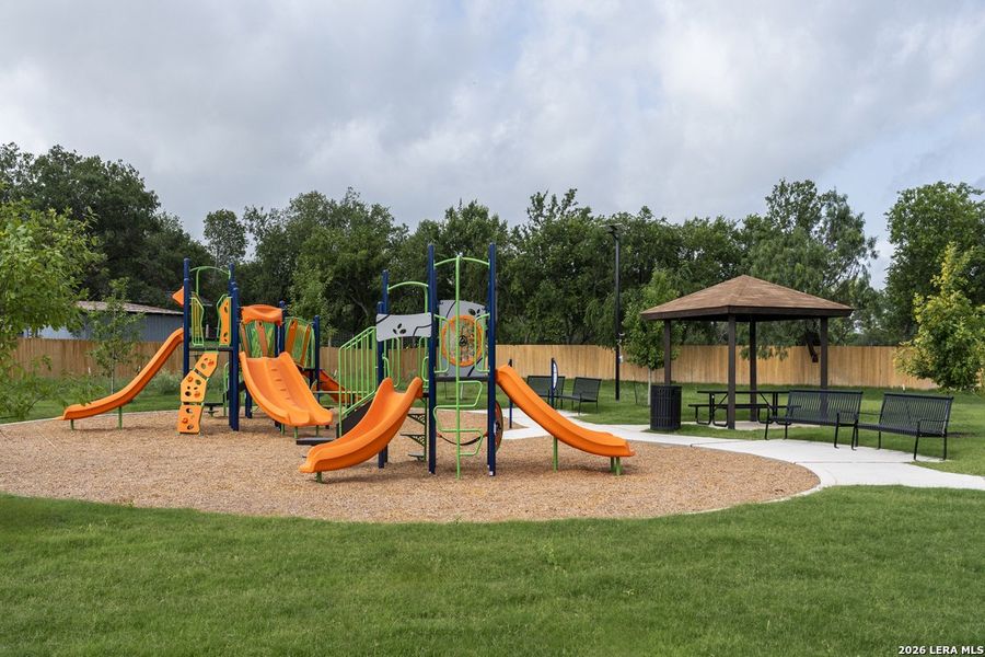 Community amenities in Nagel Crossing, San Antonio (Image 4). Community amenities in Nagel Crossing, San Antonio (Image 4).