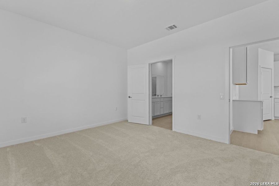 Spacious, unfurnished interior of a new home in Stone Garden, San Antonio (Image 25). Spacious, unfurnished interior of a new home in Stone Garden, San Antonio (Image 25).