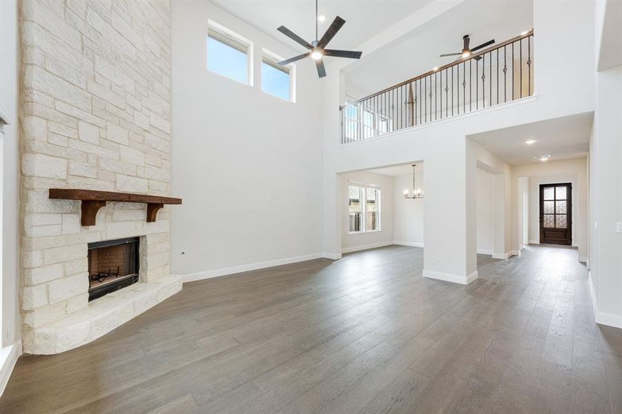 Spacious, unfurnished interior of a new home in Liberty, Melissa (Image 25).