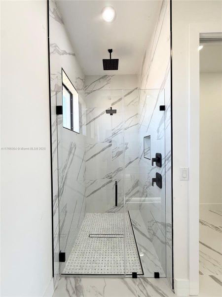 Image 32 of a home in .