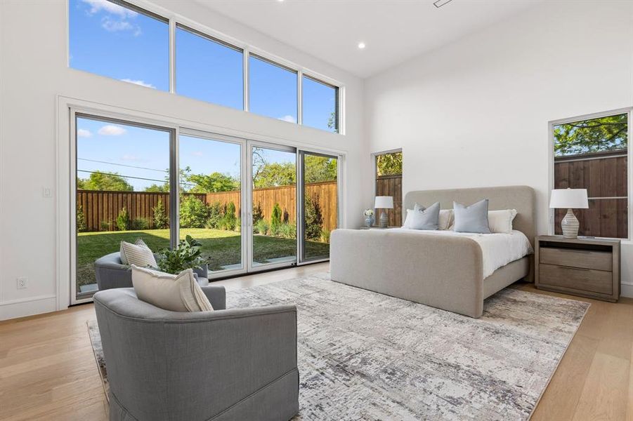Furnished interior view inside a new home in , Dallas (Image 4).