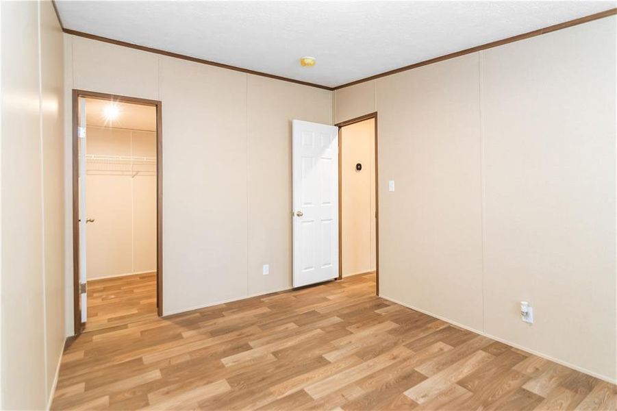 Spacious, unfurnished interior of a new home in , Talking Rock (Image 29).