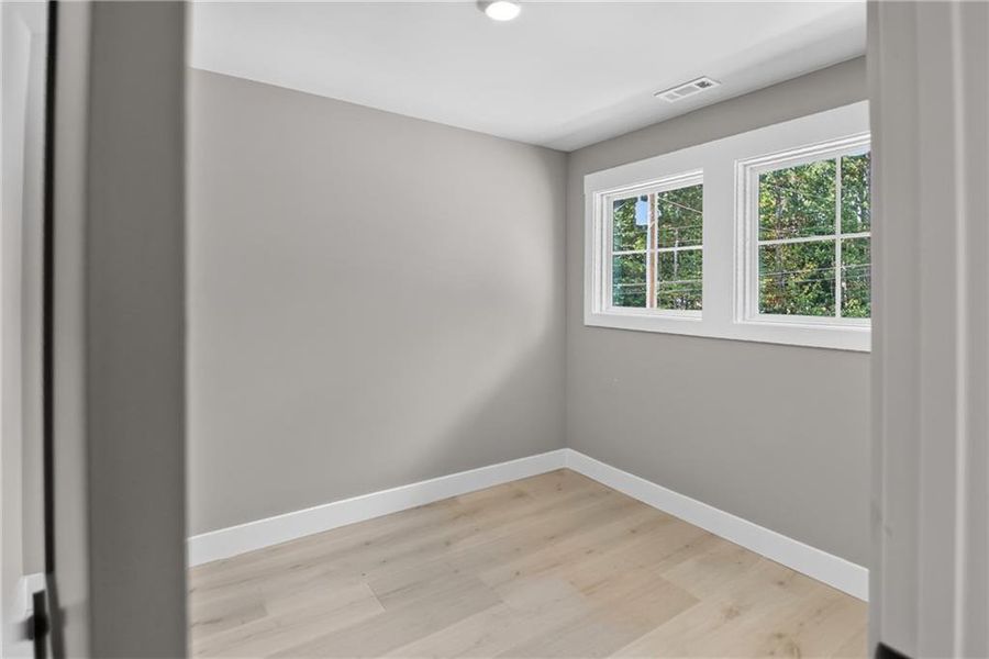 Spacious, unfurnished interior of a new home in , Stone Mountain (Image 121). Spacious, unfurnished interior of a new home in , Stone Mountain (Image 121).