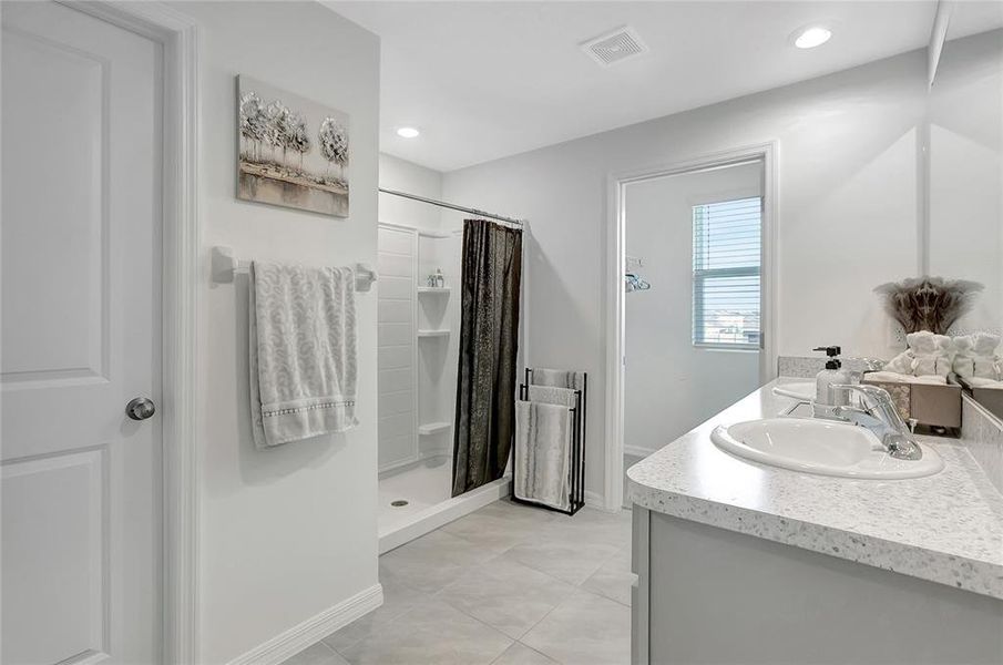 Furnished interior view inside a new home in , Tampa (Image 31). Furnished interior view inside a new home in , Tampa (Image 31).