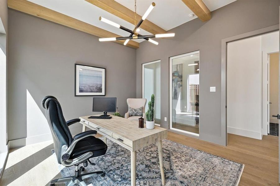 Furnished interior view inside a new home in , Dallas (Image 27). Furnished interior view inside a new home in , Dallas (Image 27).