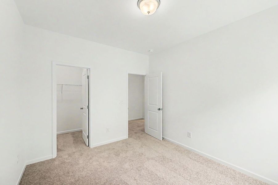 Spacious, unfurnished interior of a new home in Ironhorse, Dickson (Image 35).