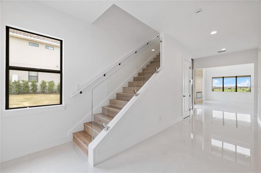 Spacious, unfurnished interior of a new home in , Montverde (Image 60).