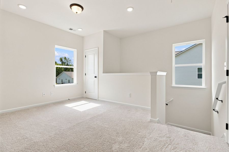 Spacious, unfurnished interior of a new home in Hampshire Hills, Columbia (Image 36). Spacious, unfurnished interior of a new home in Hampshire Hills, Columbia (Image 36).