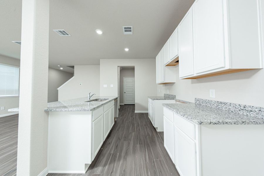 Furnished interior view inside a new home in Ridgeland Hills, Willis (Image 6).