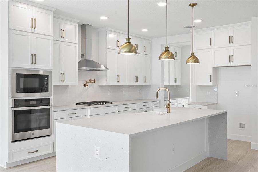 Furnished interior view inside a new home in , Winter Garden (Image 8).