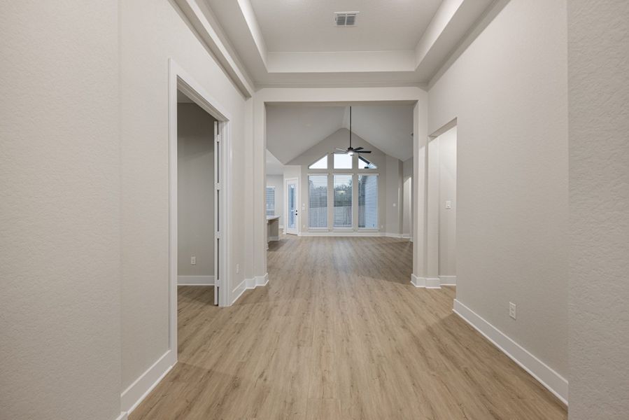 Representative unfurnished interior of a home built from the Brandon by Chesmar Homes in Sienna Lakes, San Antonio (Image 9). Representative unfurnished interior of a home built from the Brandon by Chesmar Homes in Sienna Lakes, San Antonio (Image 9).