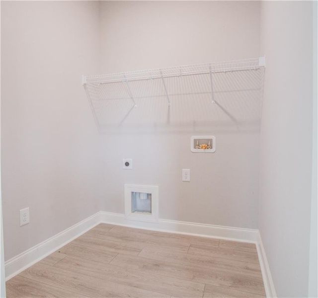 Spacious, unfurnished interior of a new home in , Carrollton (Image 15).