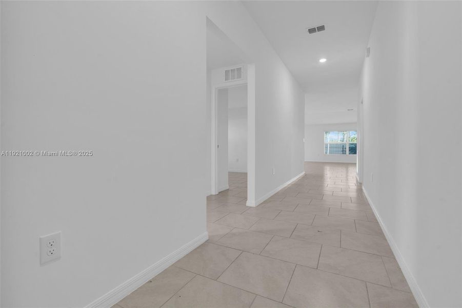 Spacious, unfurnished interior of a new home in , Cape Coral (Image 16). Spacious, unfurnished interior of a new home in , Cape Coral (Image 16).